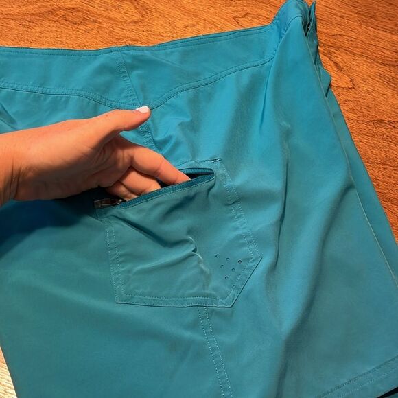 L.L. Bean Aqua Men’s Swimtrunks - Picture 5 of 8